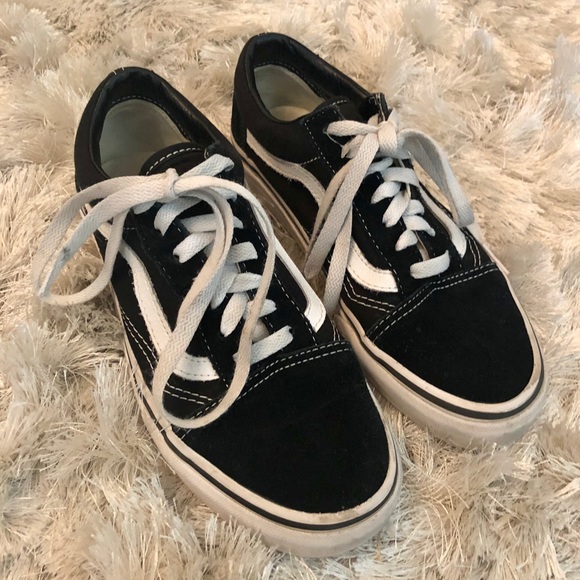 black tie up vans